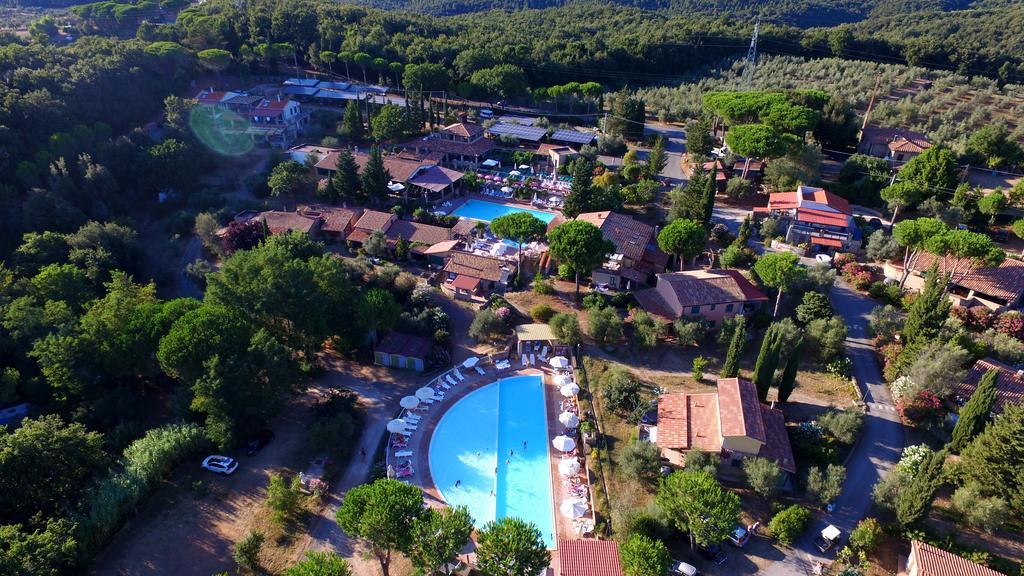 Il Borgo Centro Vacanze Guardistallo Eksteriør bilde